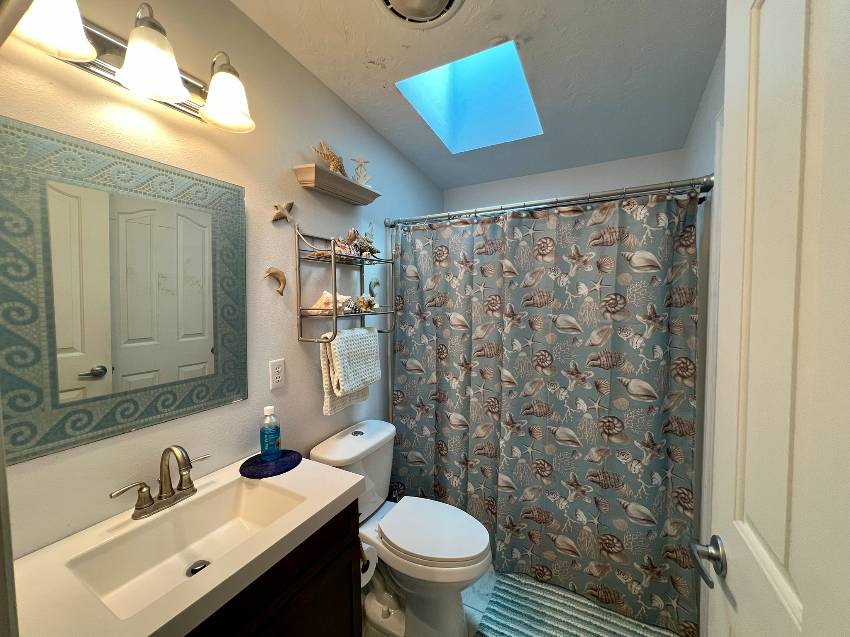 105 Palm Ln E a Parrish, FL Mobile or Manufactured Home for Sale
